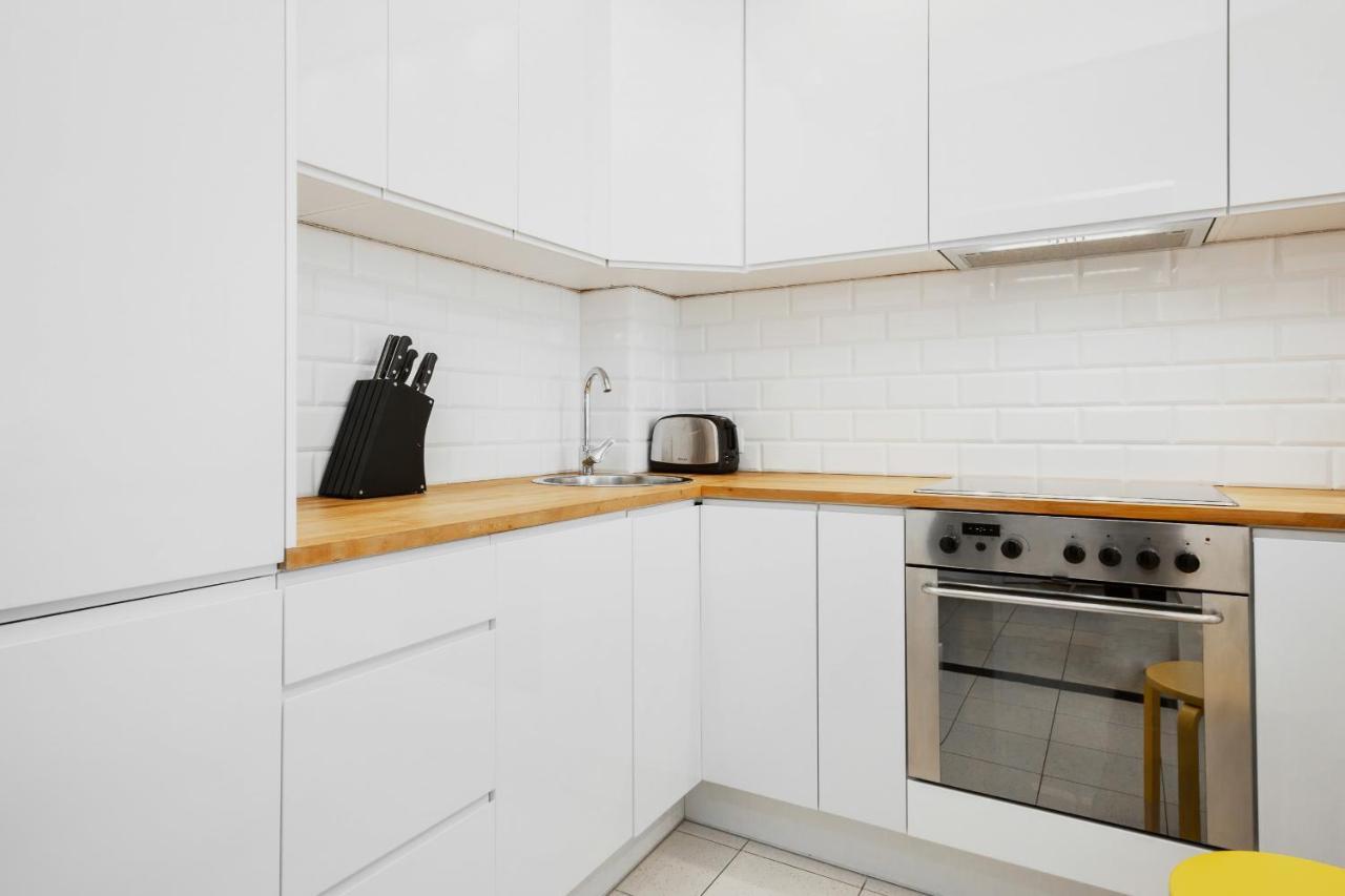 Apartments Warsaw Zelazna By Noclegi Renters Luaran gambar