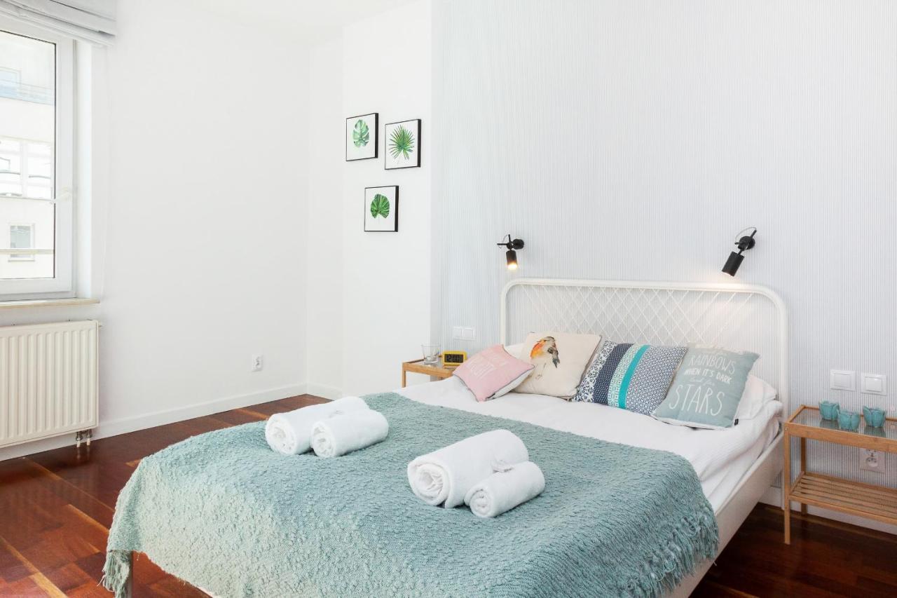 Apartments Warsaw Zelazna By Noclegi Renters Luaran gambar